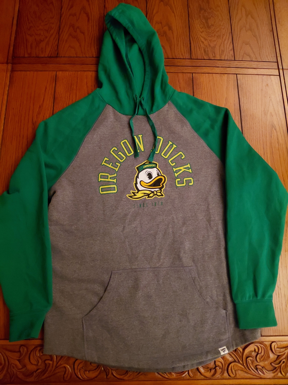 Oregon Ducks Men's Gray & Green Hooded Pullover Sweatshirt